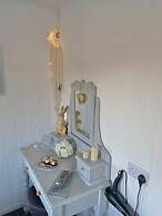 A Beautiful, Unique Lodge, Made for two