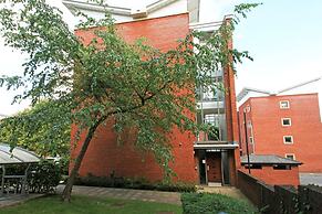 Albion Street Apartments