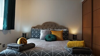 Albion Street Apartments