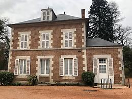 Gite Vichy : Chateau de Charmeil