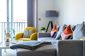 Ash View Place 3 -heathrow - Thorpe Park - Free Parking