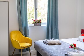 Ash View Place 3 -heathrow - Thorpe Park - Free Parking