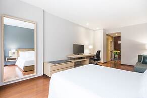 Cosmos 100 Executive