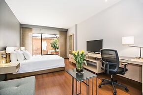 Cosmos 100 Executive