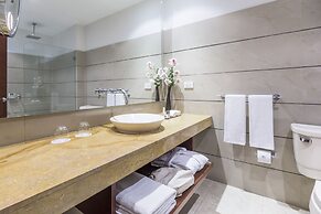 Cosmos 100 Executive