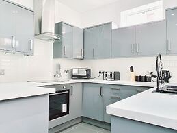 Dysa Bloomfield House