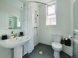 Dysa Bloomfield House