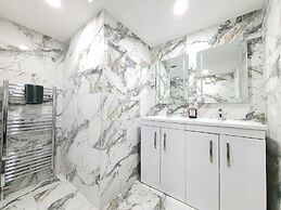 Dysa Banks Apartments