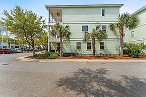 Ooh La La - 4555 Grand Key Loop East