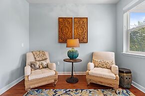 Ooh La La - 4555 Grand Key Loop East