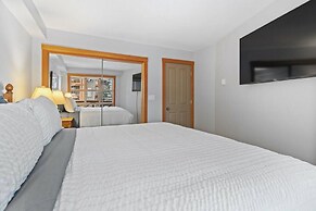 TOP FLOOR in Panorama Resort | TRUE Ski In/Out | Indoor Access to Pool