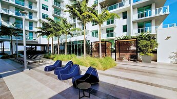 Design District Bay View Cielo Stays