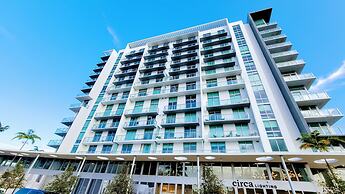 Design District Bay View Cielo Stays