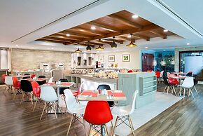 Tamarin Hotel Jakarta manage by Vib Hospitality Management