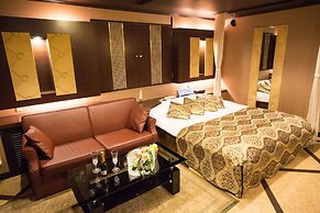 Restay SaKuRa - Adults Only