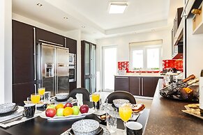 Unique Sea & Sunset Residence