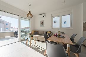 Pool apartments Villa Meteorite