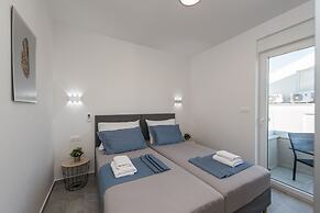 Pool apartments Villa Meteorite