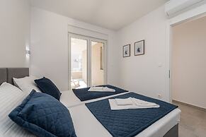 Pool apartments Villa Meteorite