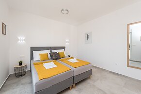 Pool apartments Villa Meteorite