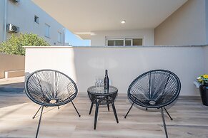 Pool apartments Villa Meteorite