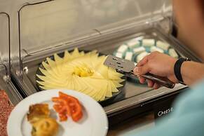 Pure Hotel by Athens Prime Hotels