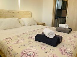 SUN Studio 5 - Close TO 180 Sunset BAR