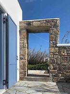 SUN Studio 3 - Close TO 180 Sunset BAR