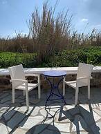 SUN Studio 3 - Close TO 180 Sunset BAR