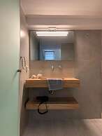 SUN Studio 3 - Close TO 180 Sunset BAR