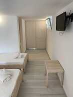 SUN Studio 3 - Close TO 180 Sunset BAR