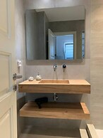 SUN Studio 1 - Close TO 180 Sunset BAR