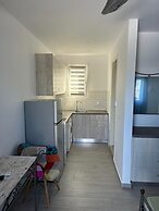 SUN Studio 1 - Close TO 180 Sunset BAR