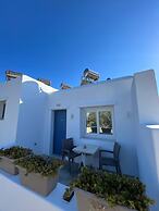 SUN Studio 1 - Close TO 180 Sunset BAR