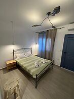 SUN Studio 1 - Close TO 180 Sunset BAR