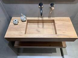 SUN Studio 4 - Close TO 180 Sunset BAR