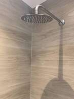 SUN Studio 4 - Close TO 180 Sunset BAR