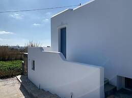 SUN Studio 4 - Close TO 180 Sunset BAR