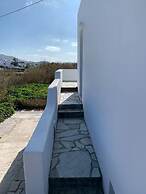 SUN Studio 4 - Close TO 180 Sunset BAR