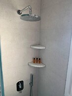 SUN Studio 6 - Close TO 180 Sunset BAR