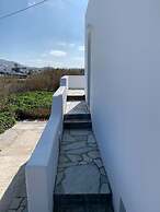 SUN Studio 2 - Close TO 180 Sunset BAR