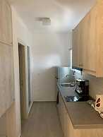 SUN Studio 2 - Close TO 180 Sunset BAR