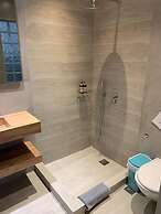 SUN Studio 2 - Close TO 180 Sunset BAR