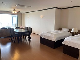 New WestPeninsula Hotel