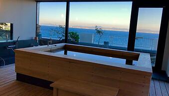New WestPeninsula Hotel