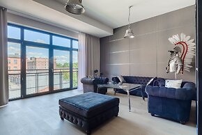 Lumina stylish and spacious studio