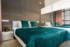 Lumina stylish and spacious studio