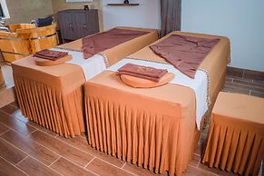 Camellia Luxury Hotel Tam Đao
