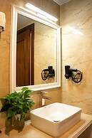 Camellia Luxury Hotel Tam Đao