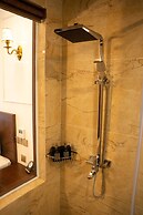 Camellia Luxury Hotel Tam Đao